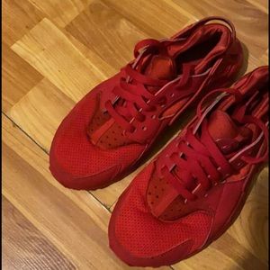 Red huarache